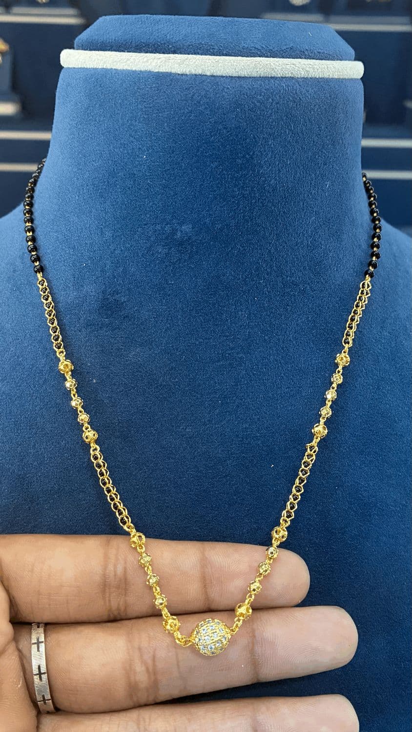 Blackbeads - 18 Inches