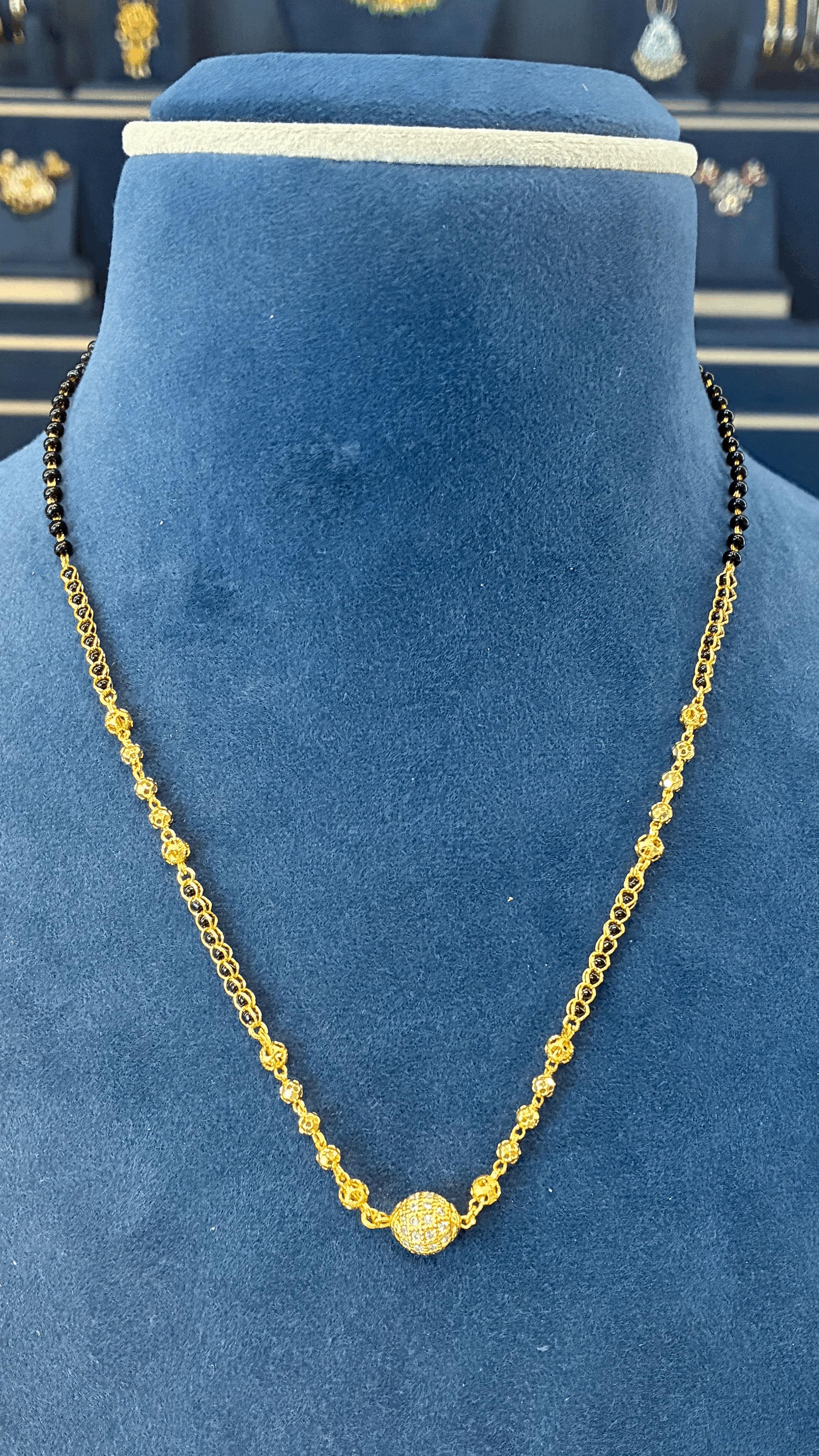 Blackbeads - 18 Inches