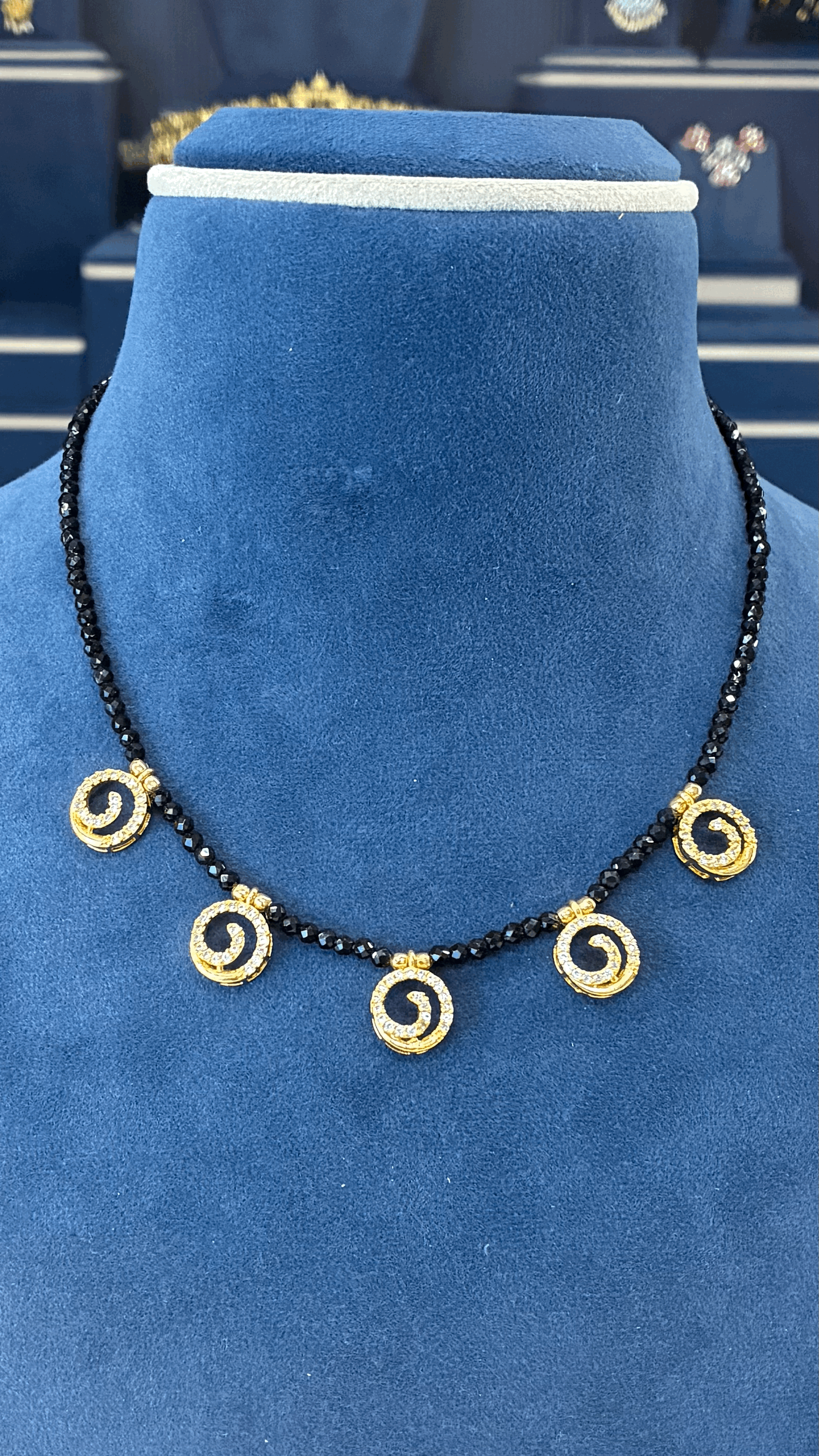 Blackbeads - 18 Inches