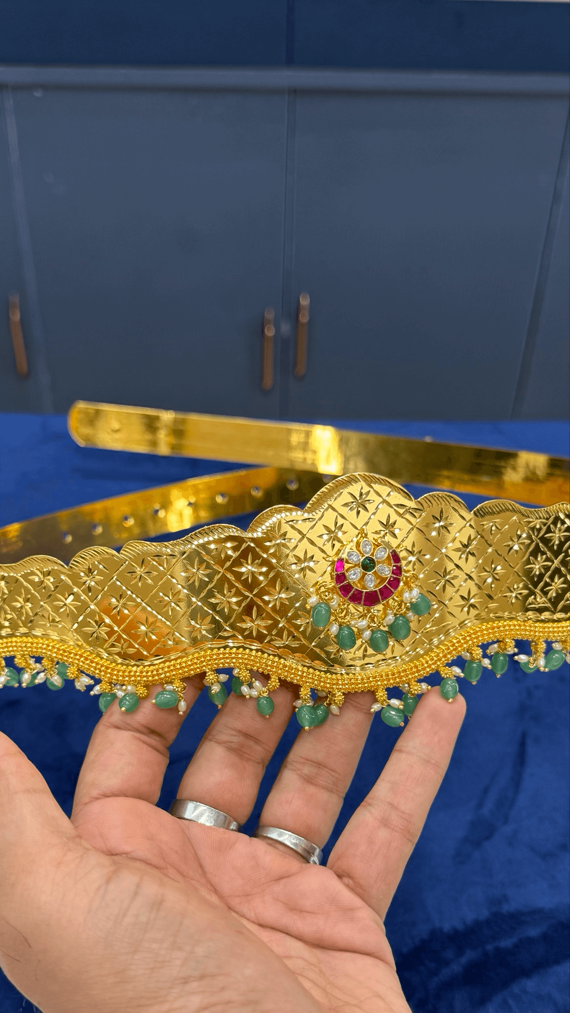 Cute Chand Jadau Locket Vaddanam