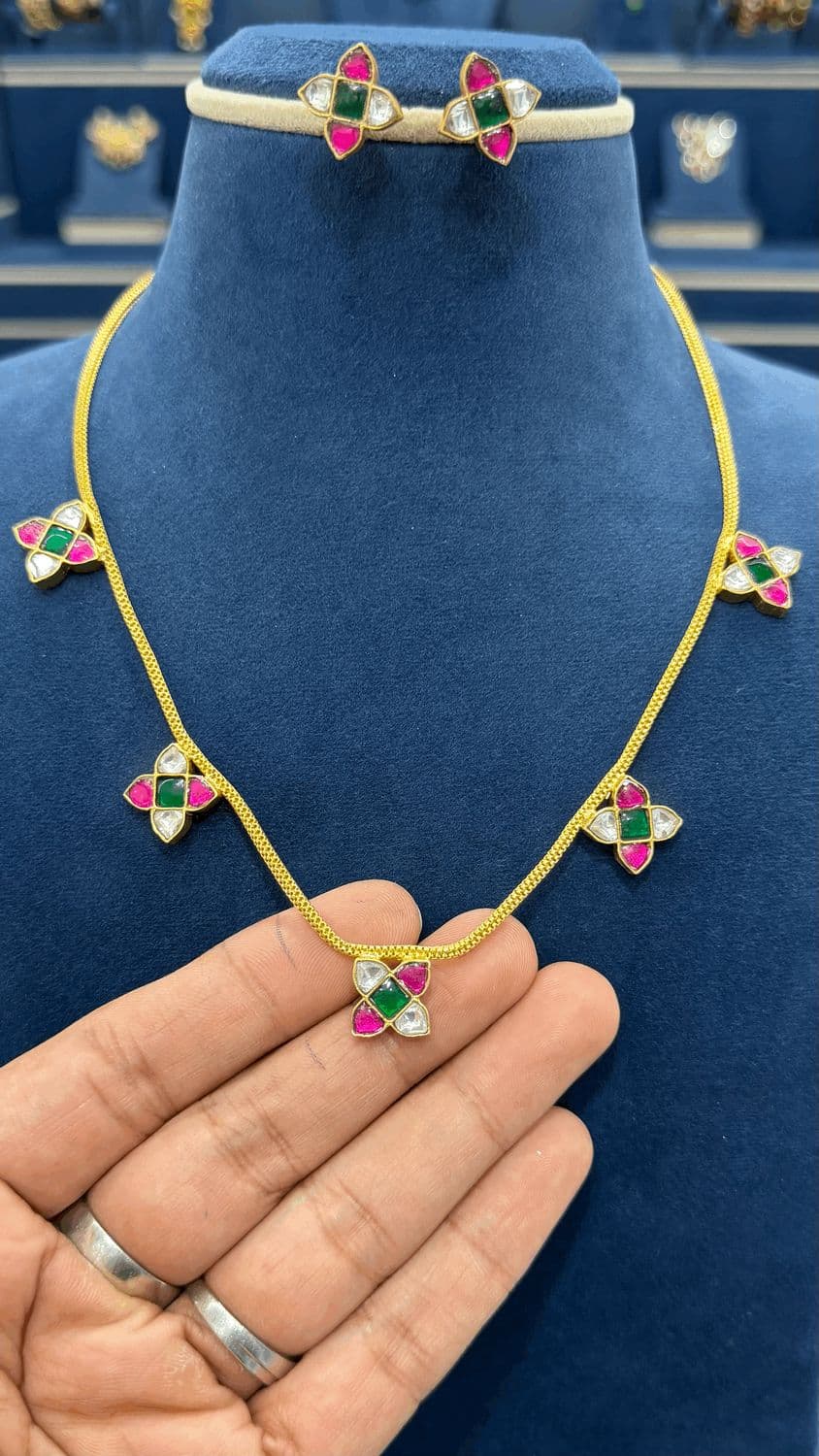 Simple Jadau Neckset