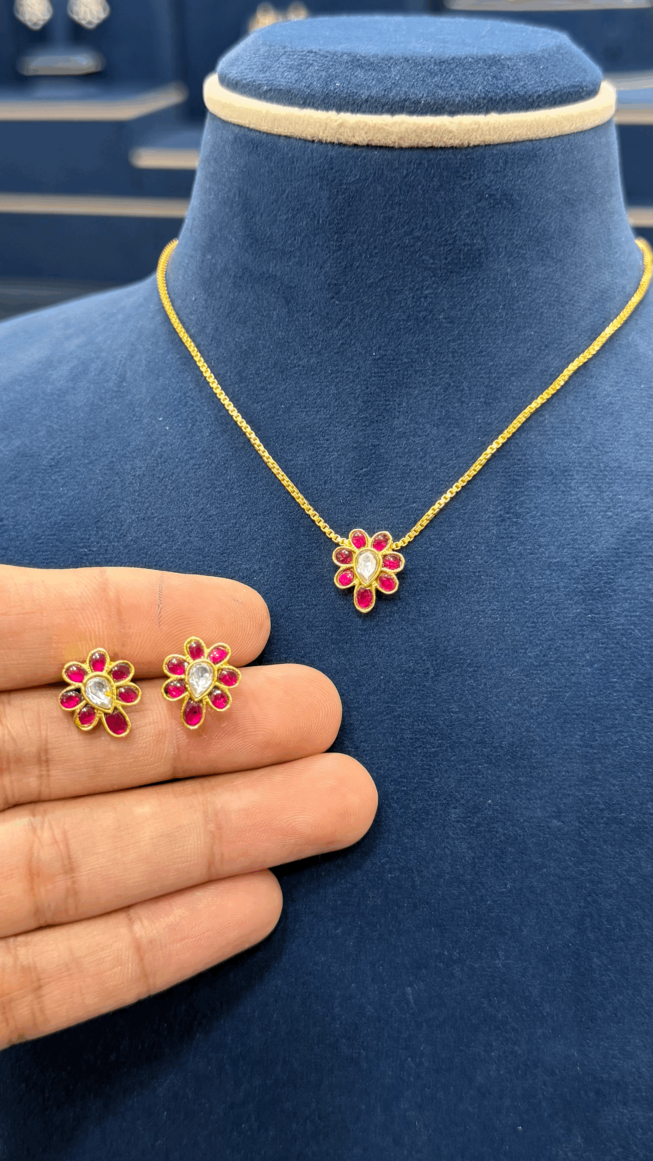 Simple Jadau Neckset